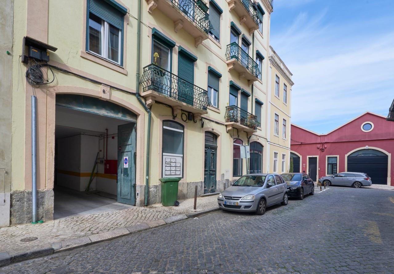 Bright Apt W Balcony, Ac, Parking, By Timecooler Lisboa Ngoại thất bức ảnh