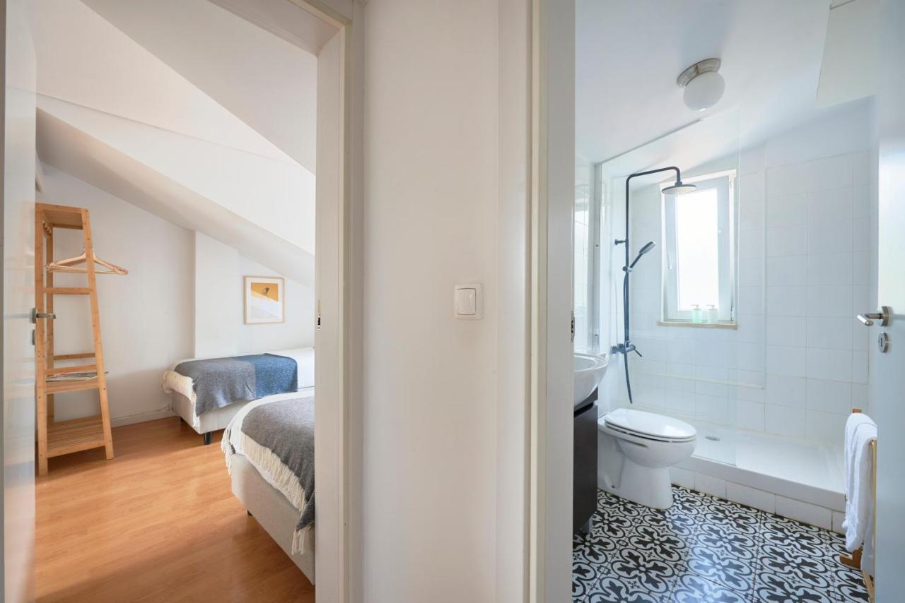 Bright Apt W Balcony, Ac, Parking, By Timecooler Lisboa Ngoại thất bức ảnh