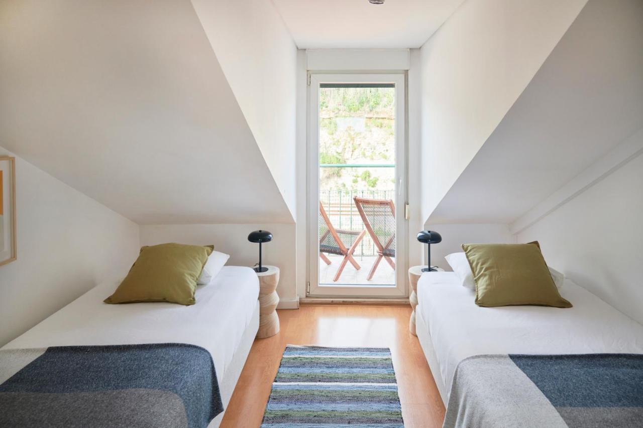 Bright Apt W Balcony, Ac, Parking, By Timecooler Lisboa Ngoại thất bức ảnh