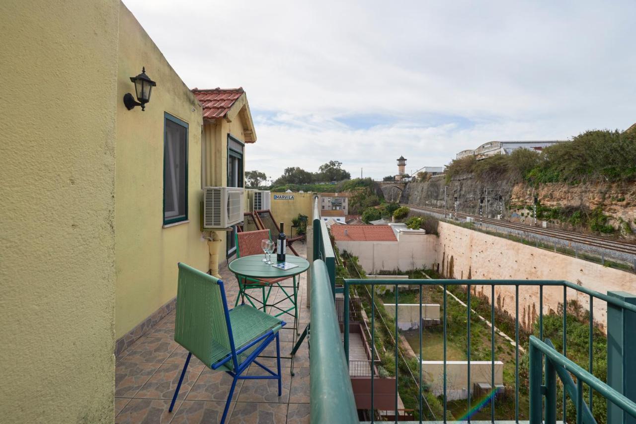 Bright Apt W Balcony, Ac, Parking, By Timecooler Lisboa Ngoại thất bức ảnh